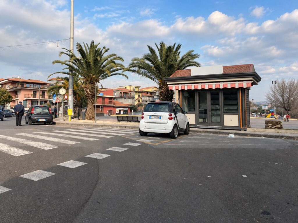 Chiosco edicola piazza mercato